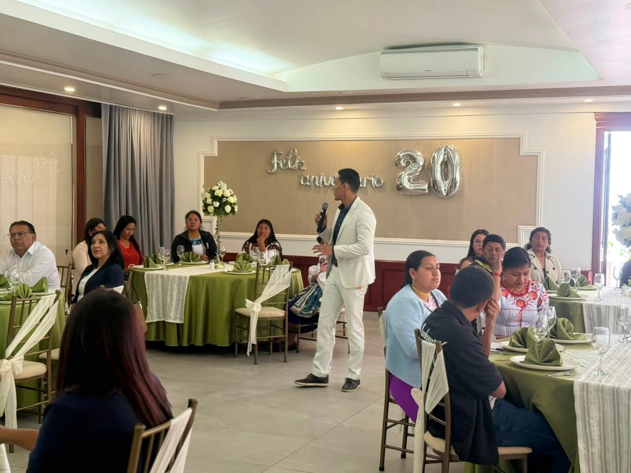 Momentos que une a una Red en su gratitud y su confianza 1